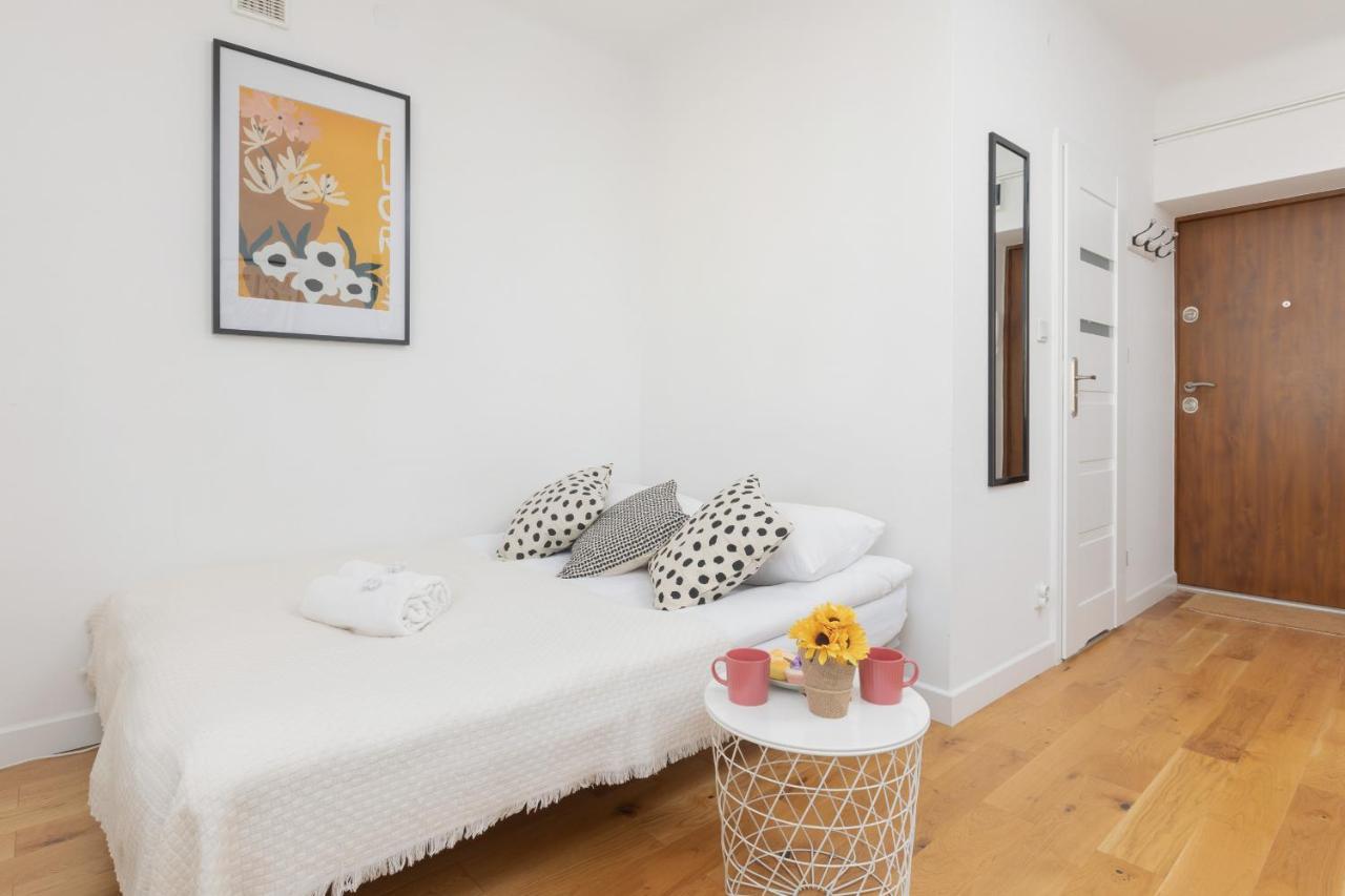Apartment Ligocka Mokotow By Renters Warschau
